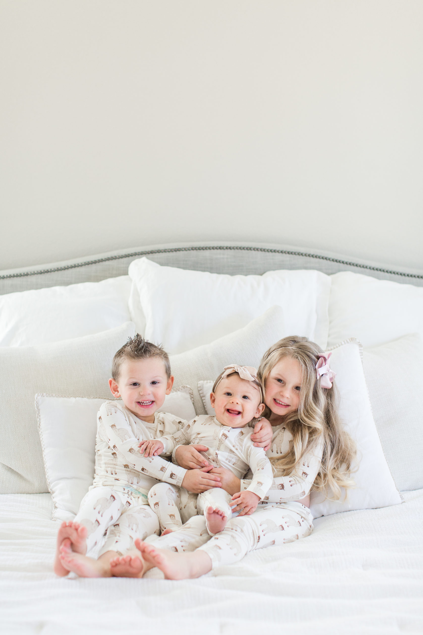 Neutral Pajamas in Lifestyle Session with Siblings on Master Bed | Angela + Kids