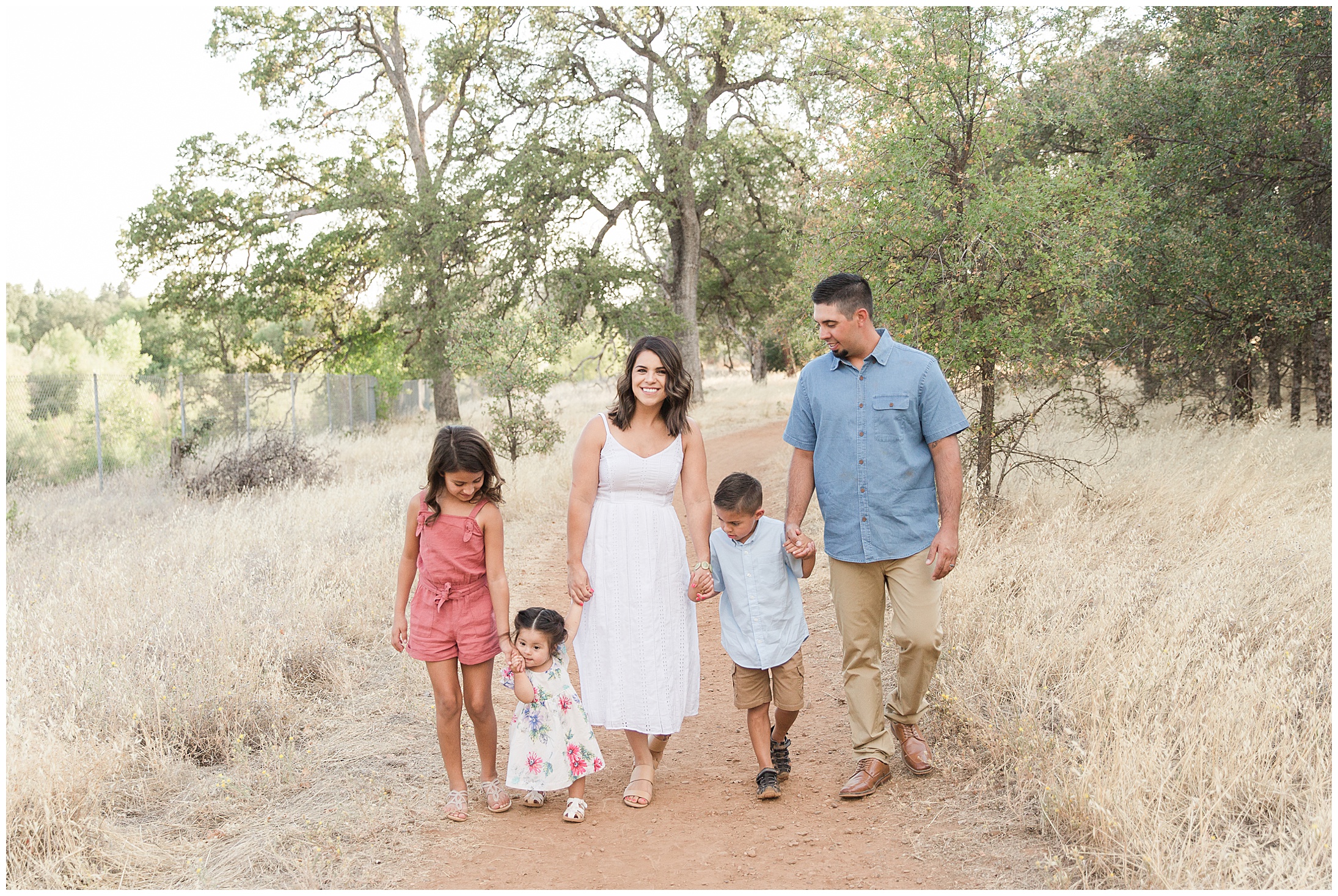 Upper Bidwell Park Chico CA Family Session Light Pastels,