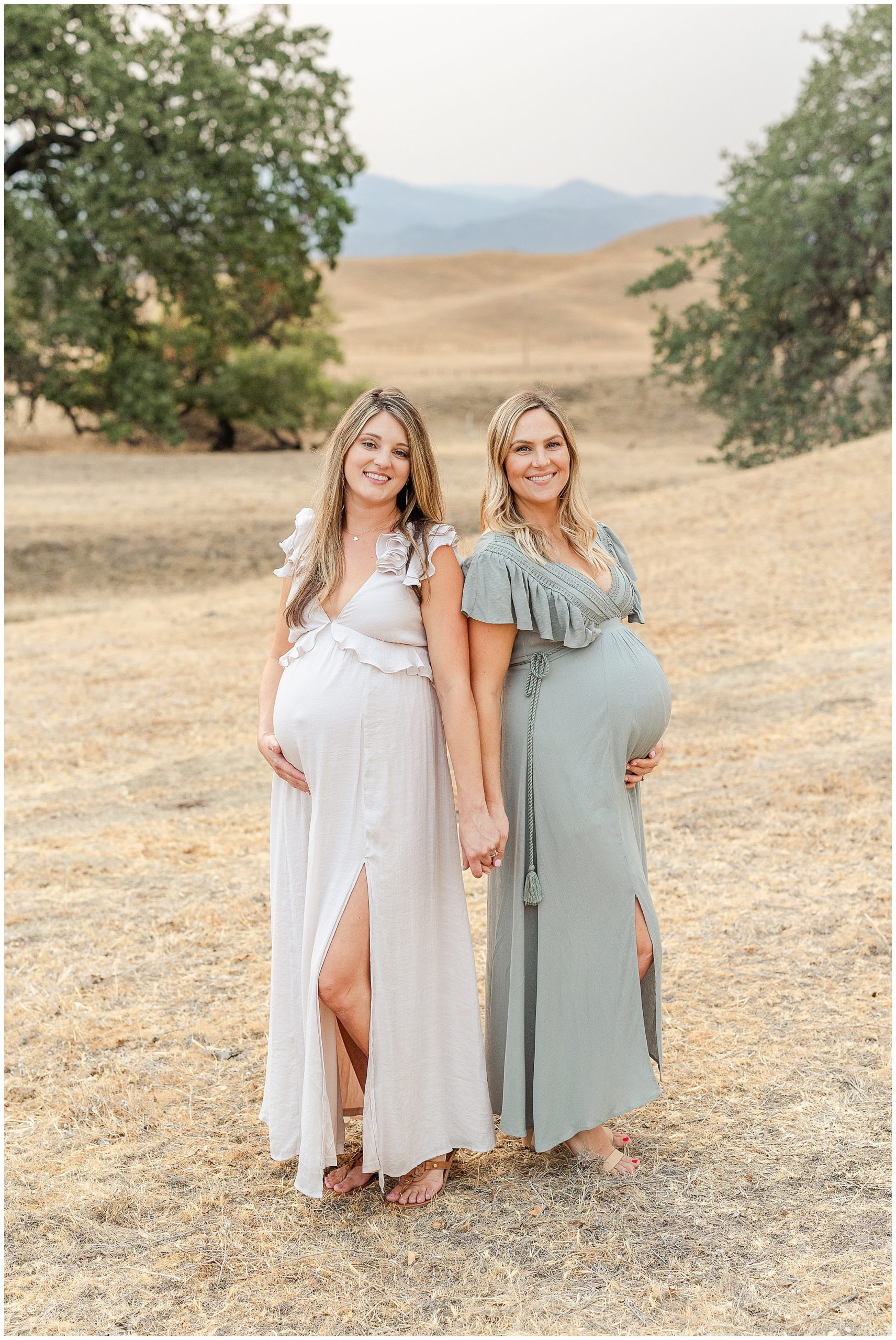 Friends Pregnant Together in a Country Maternity Session | Jessica + Kristine