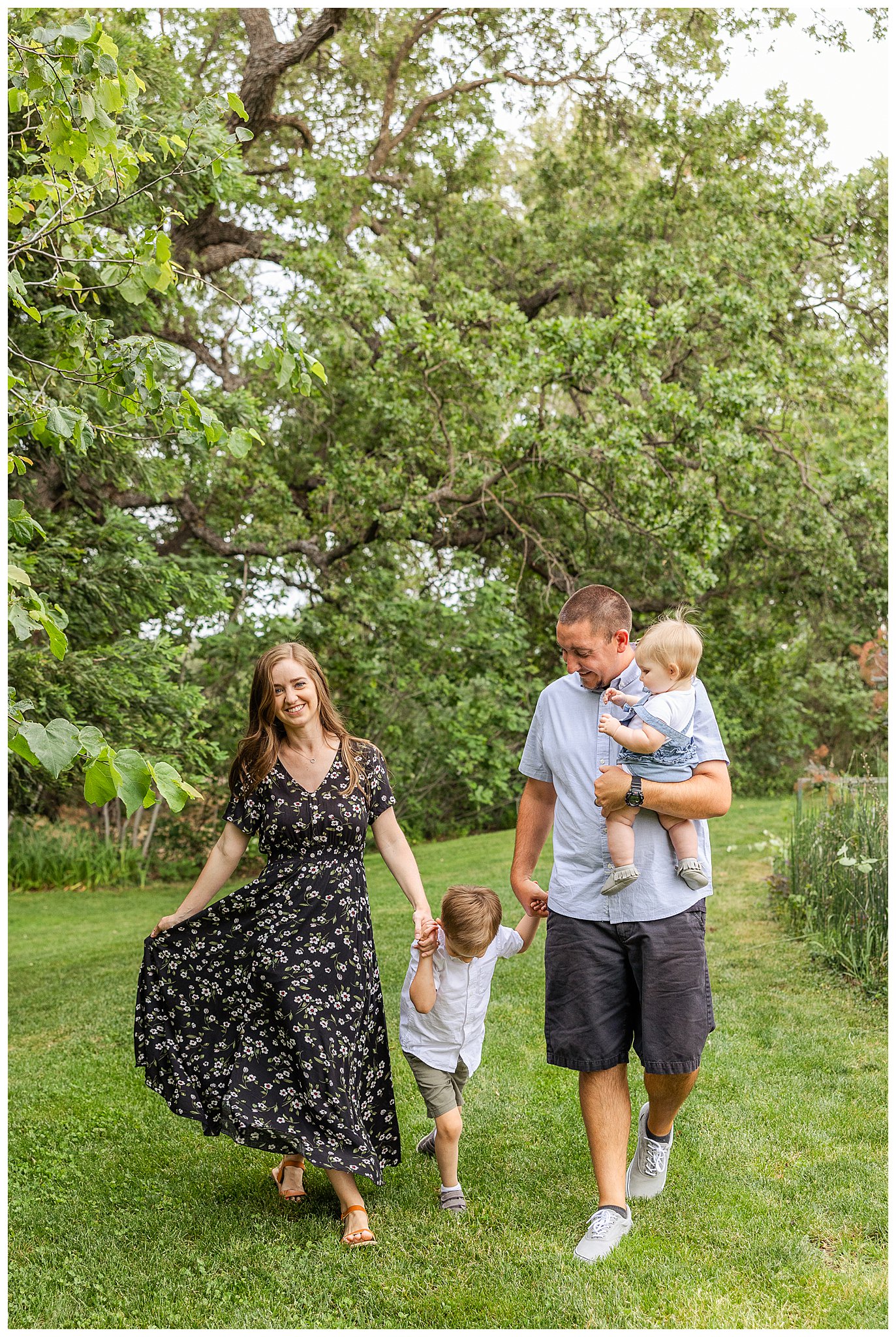 White Ranch Events Chico CA Family Session Willow Tree Pond Brother Sister Love May Spring Blue White Black,